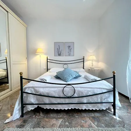 Free Parking Comfortable In The Historic Village Of With Garden *